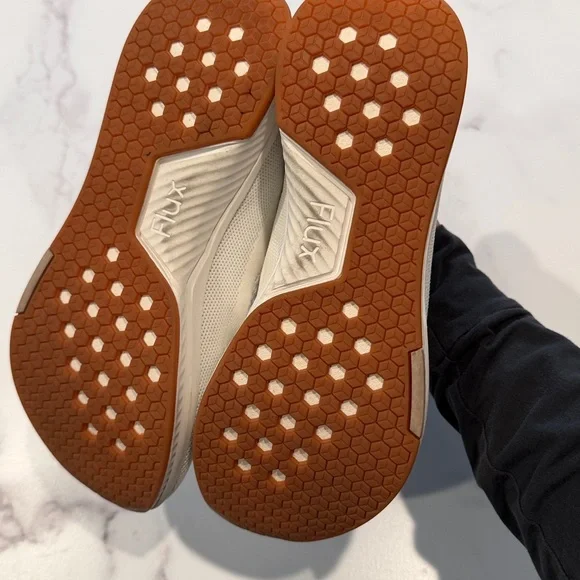 Flux Adapt Runner White Gum Womens Size 8 Running Athletic Walking Knit Shoes - Picture 4 of 7